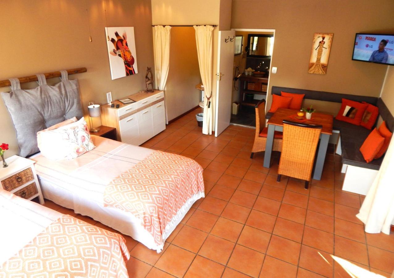 Khashamongo B & B Somerset West Exterior photo